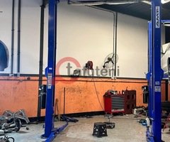 Garage equipment for sale in Dubai - Image 1