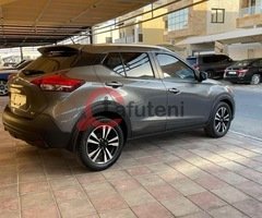 Nissan Kicks used car small price in UAE - Image 5