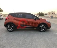 Renault Captur 2017 LE - 1.6 L Full Option For sale in dubai - Image 1