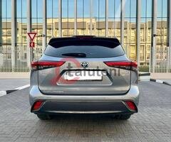 Toyota Highlander Hybrid For sale in Dubai - Image 3